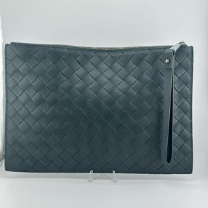 BOTTEGA VENETA INTRECCIATO POUCH